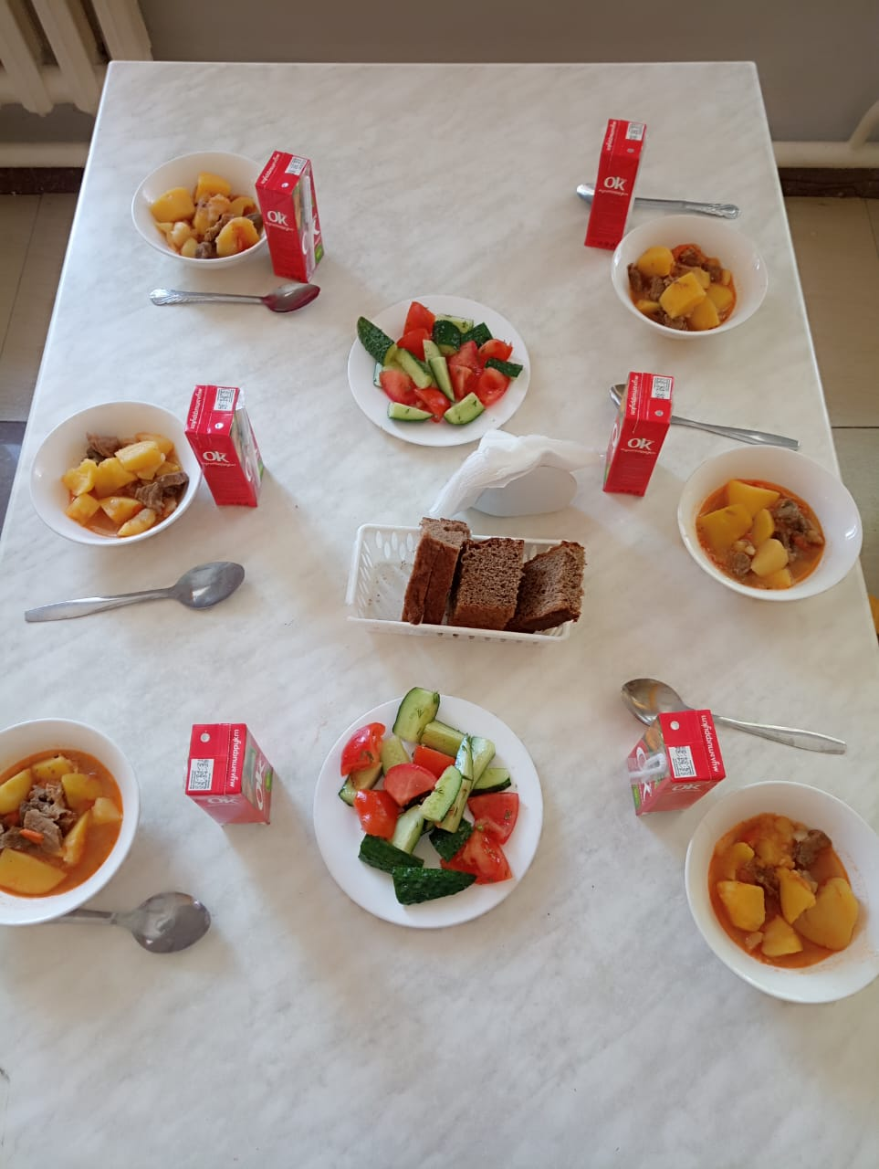 Тағамдардың фотосуреті және меню