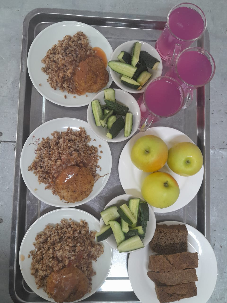 Тағамдардың фотосуреті және мәзір