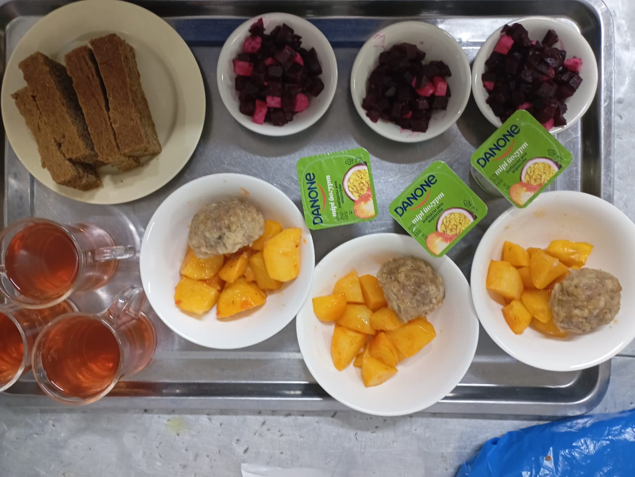 Тағамдардың фотосуреті және мәзір