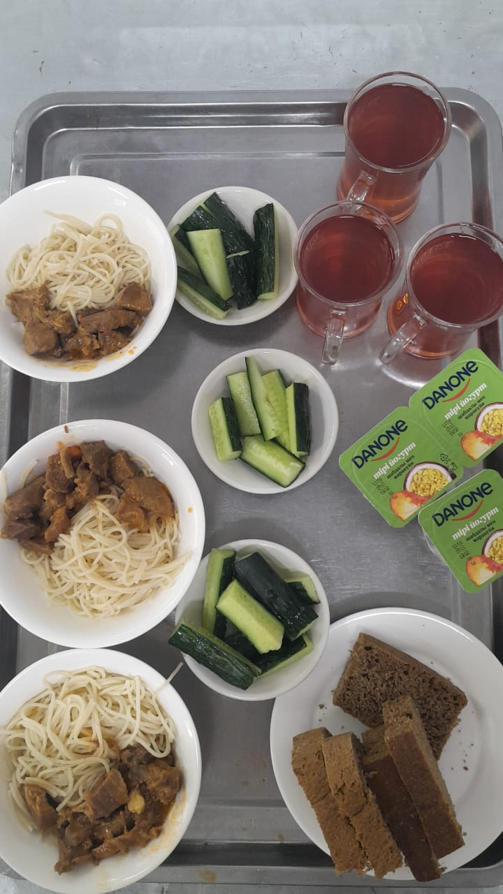 Тағамдардың фотосуреті және мәзір