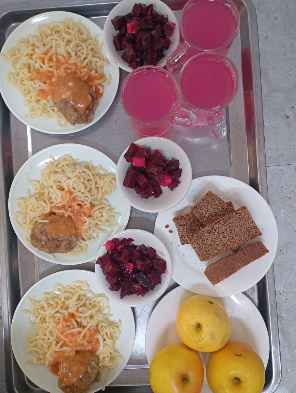 Тағамдардың фотосуреті және мәзір