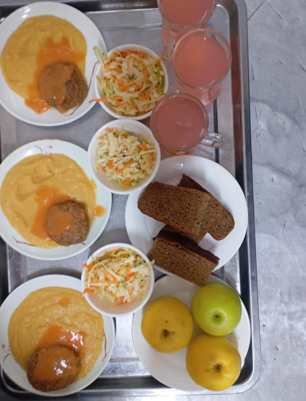 Тамақтардың фотосуреті және мәзірі