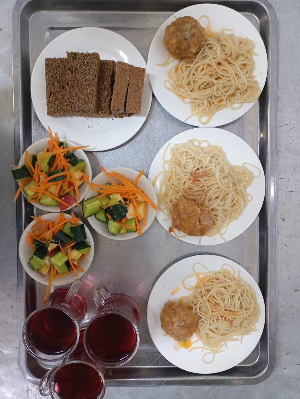 Тағамдардың фотосуреті және мәзір