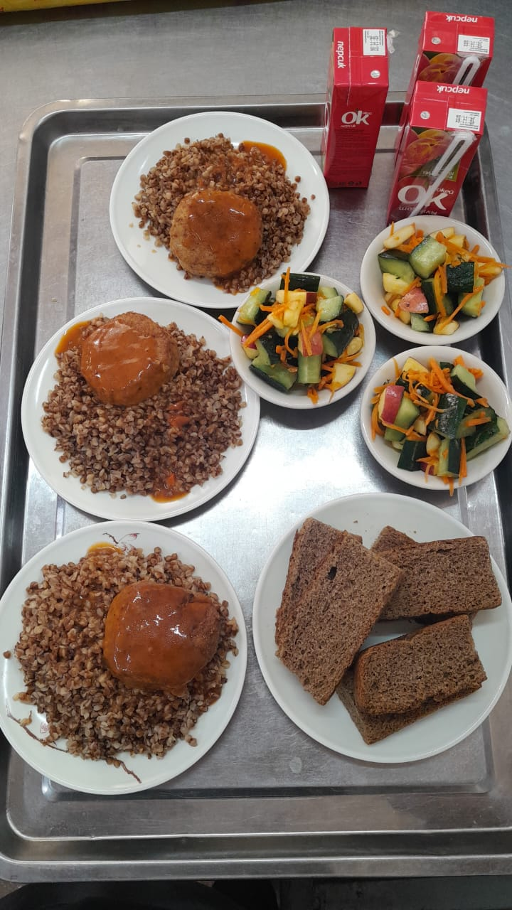 Тағамдардың фотосуреті және мәзір