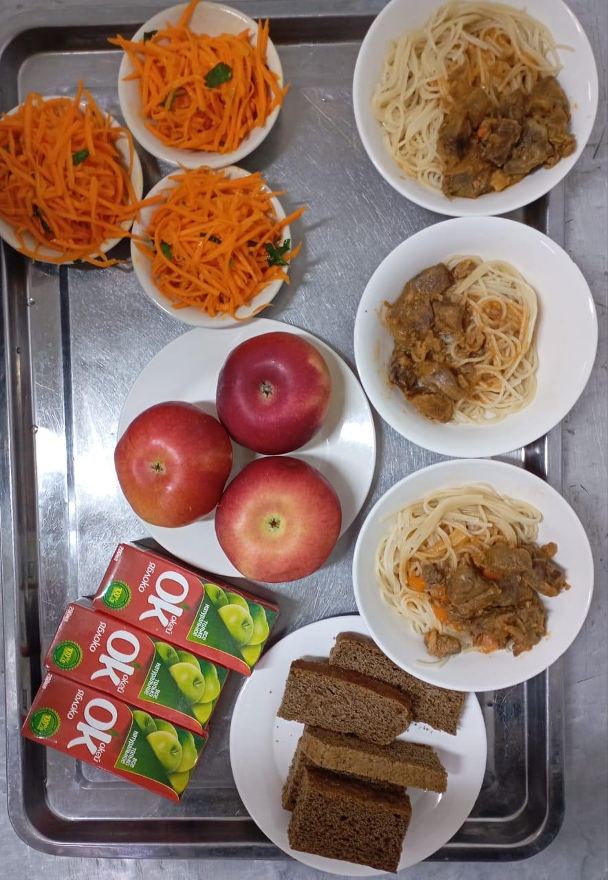 Тағамдардың фотосуреті және мәзір