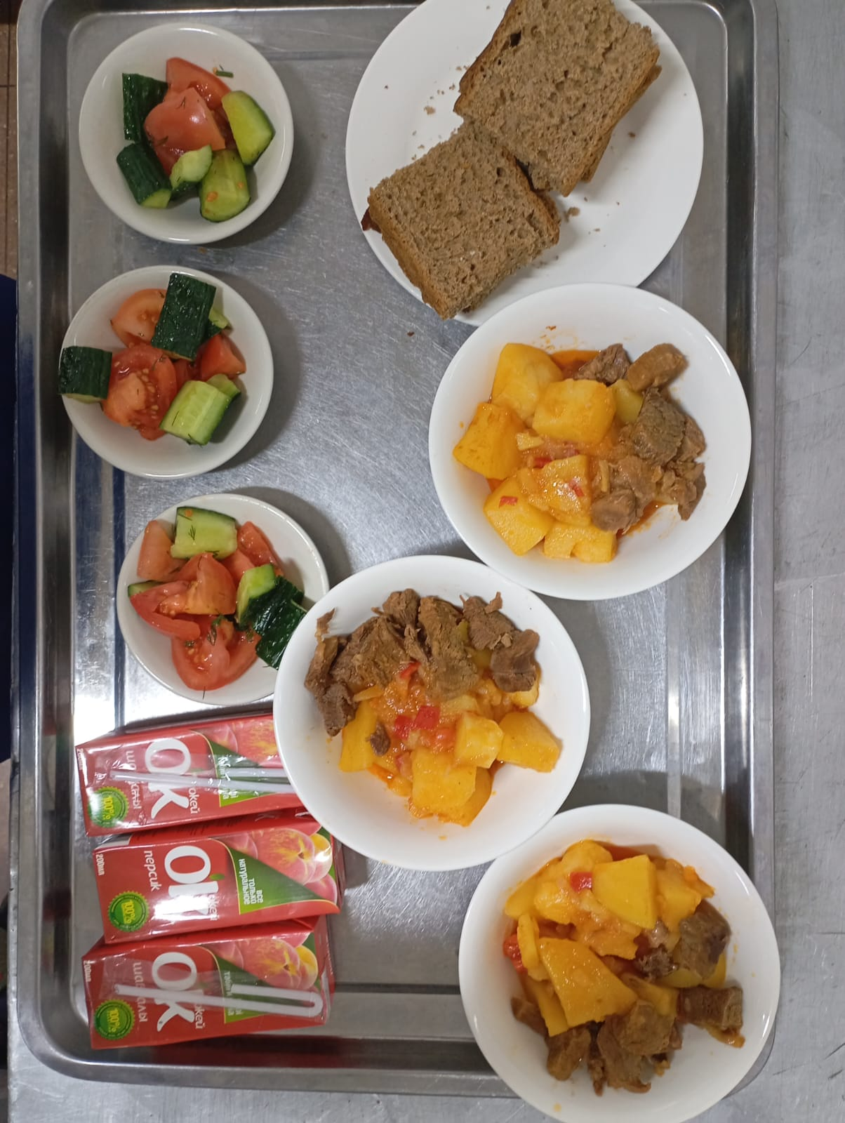 Тағамдардың фотосуреті және мәзір