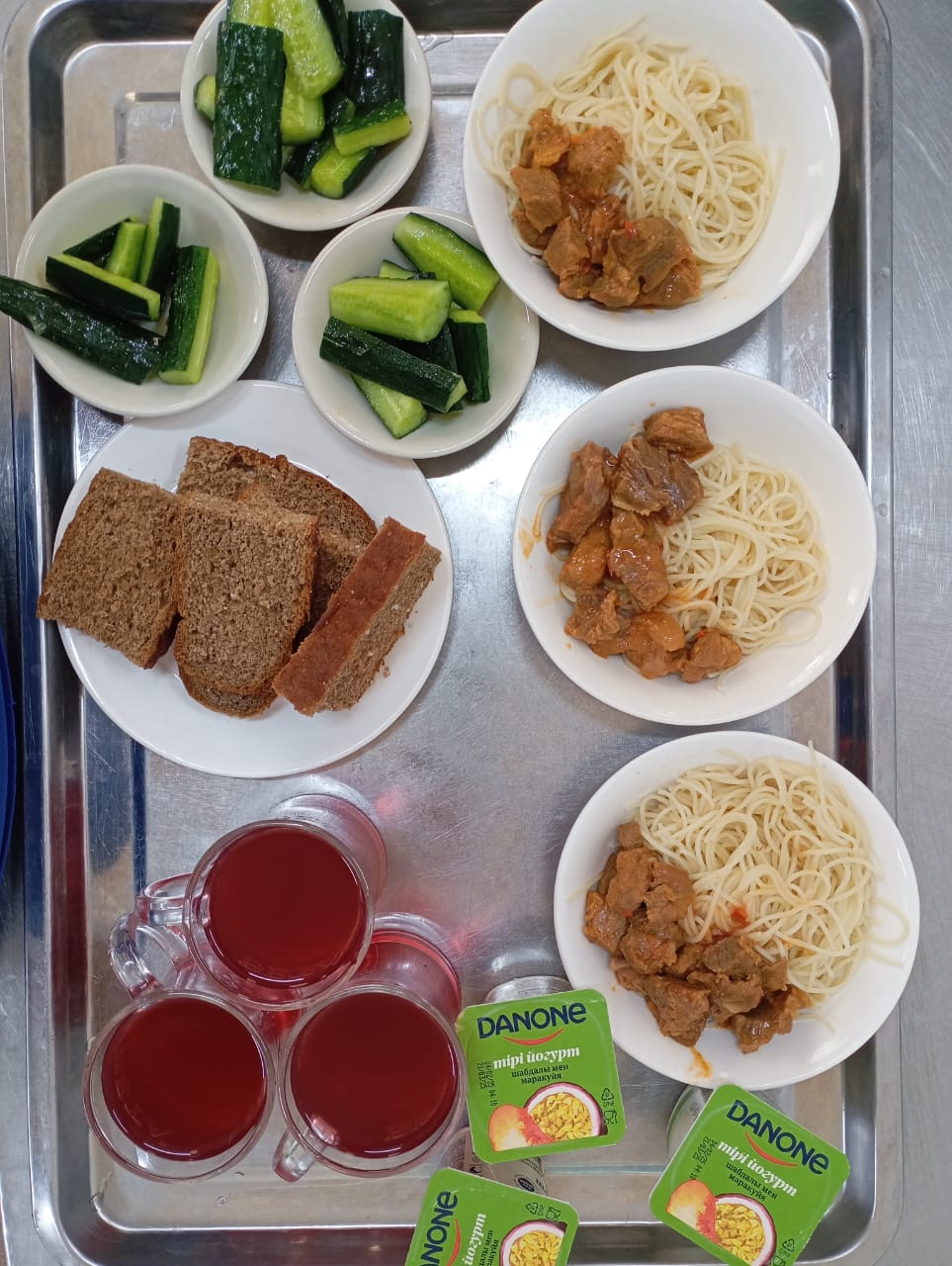 Тамақтардың фотосуреті және мәзірі