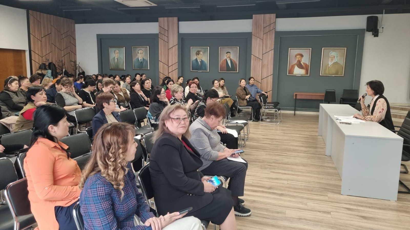 "Ұлтаралық қатынастар: бейбіт қарым-қатынас тәсілдері"