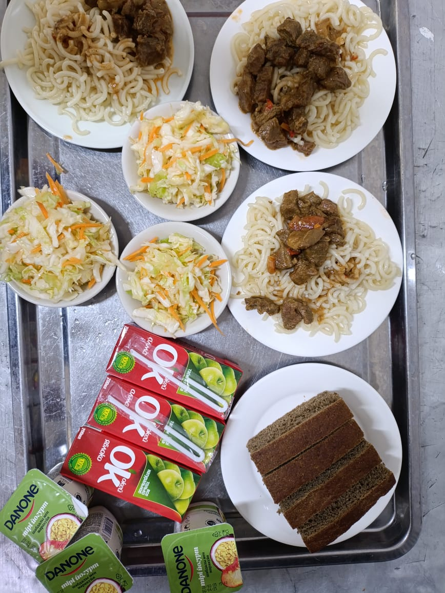 Тамақтардың фотосуреті және мәзірі