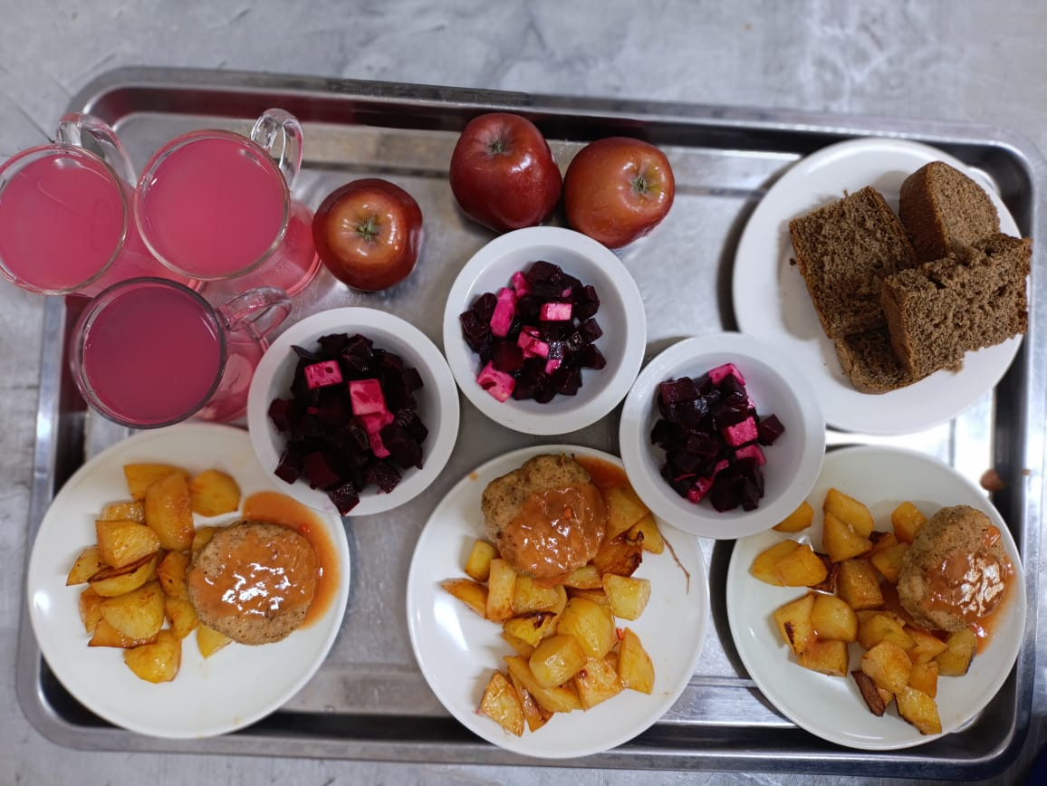 Тамақтардың фотосуреті және мәзірі