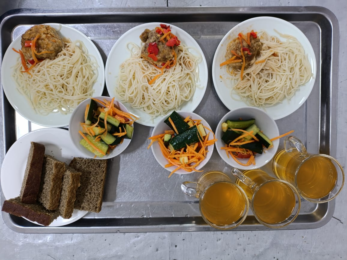 Тамақтардың фотосуреті және мәзірі