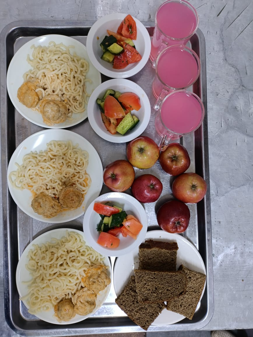 Тамақтардың фотосуреті және мәзірі