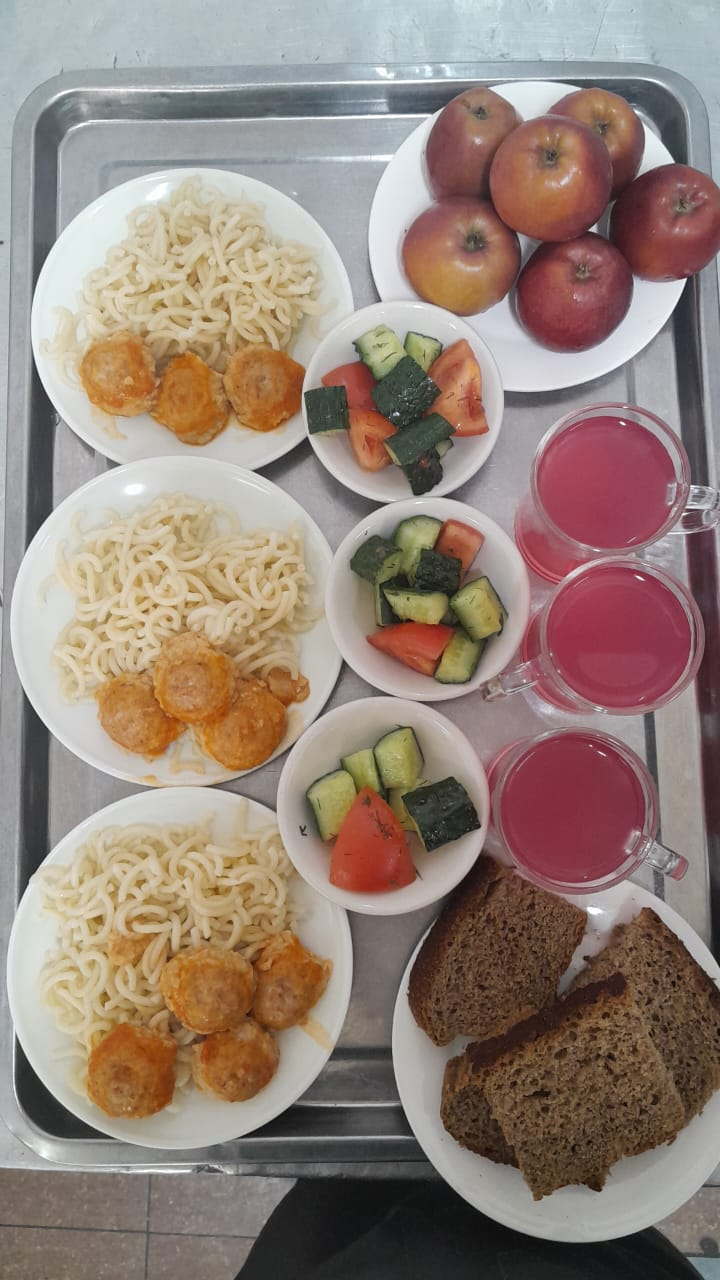 Тамақтардың фотосуреті және мәзірі