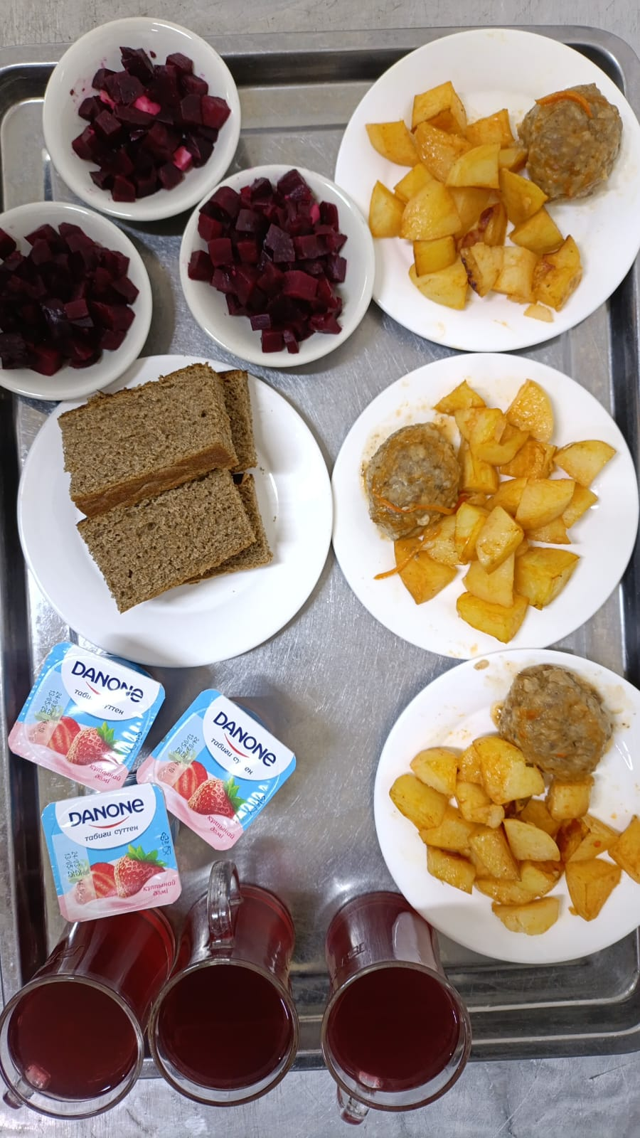 Тамақтардың фотосуреті және мәзірі