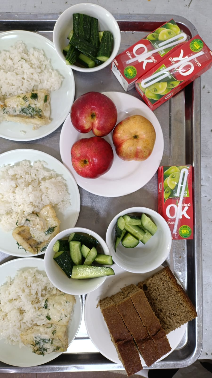 Тамақтардың фотосуреті және мәзірі