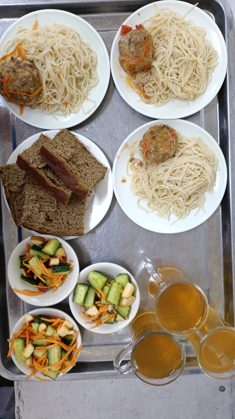 Тамақтардың фотосуреті және мәзірі