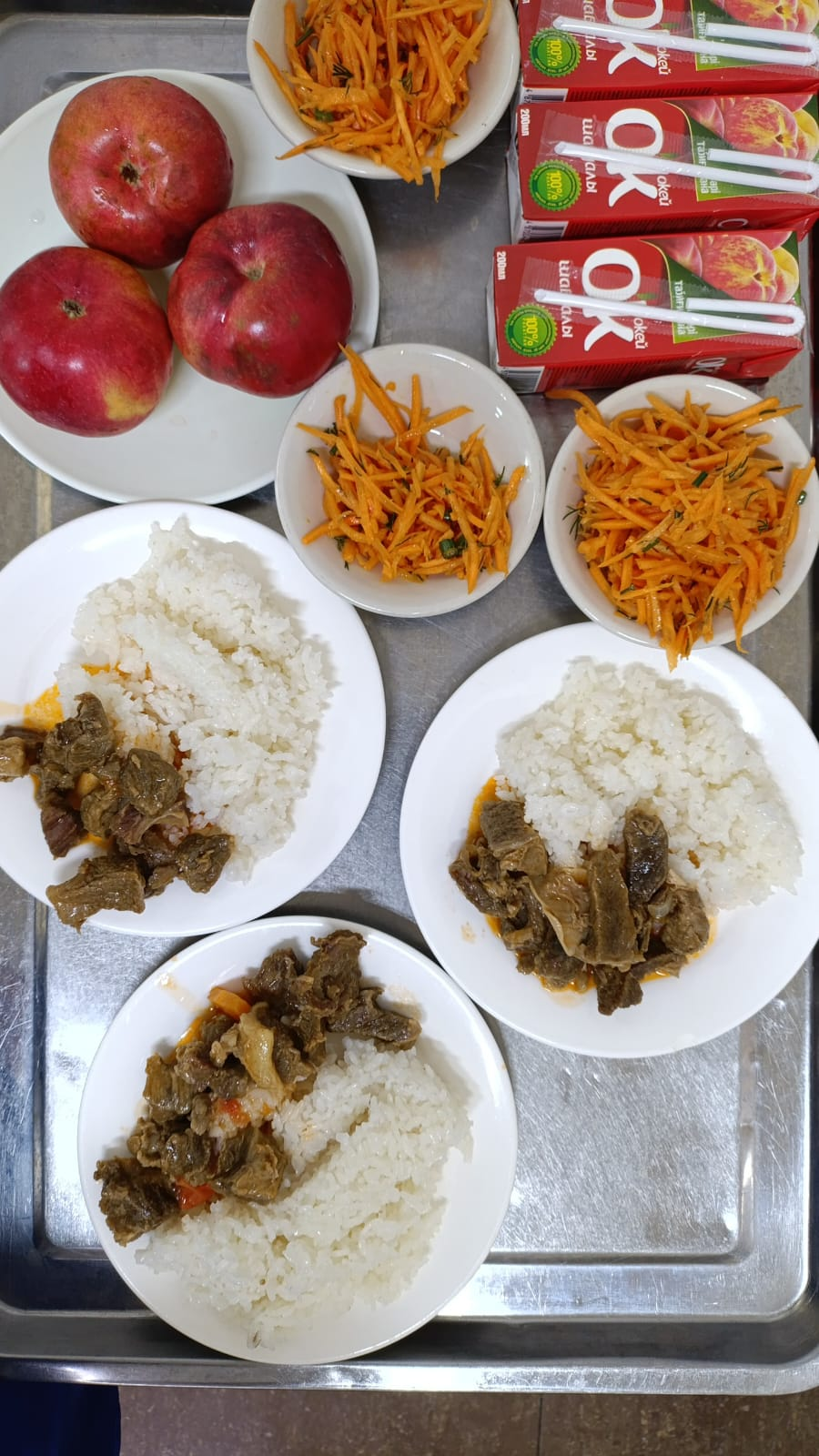 Тамақтардың фотосуреті және мәзірі